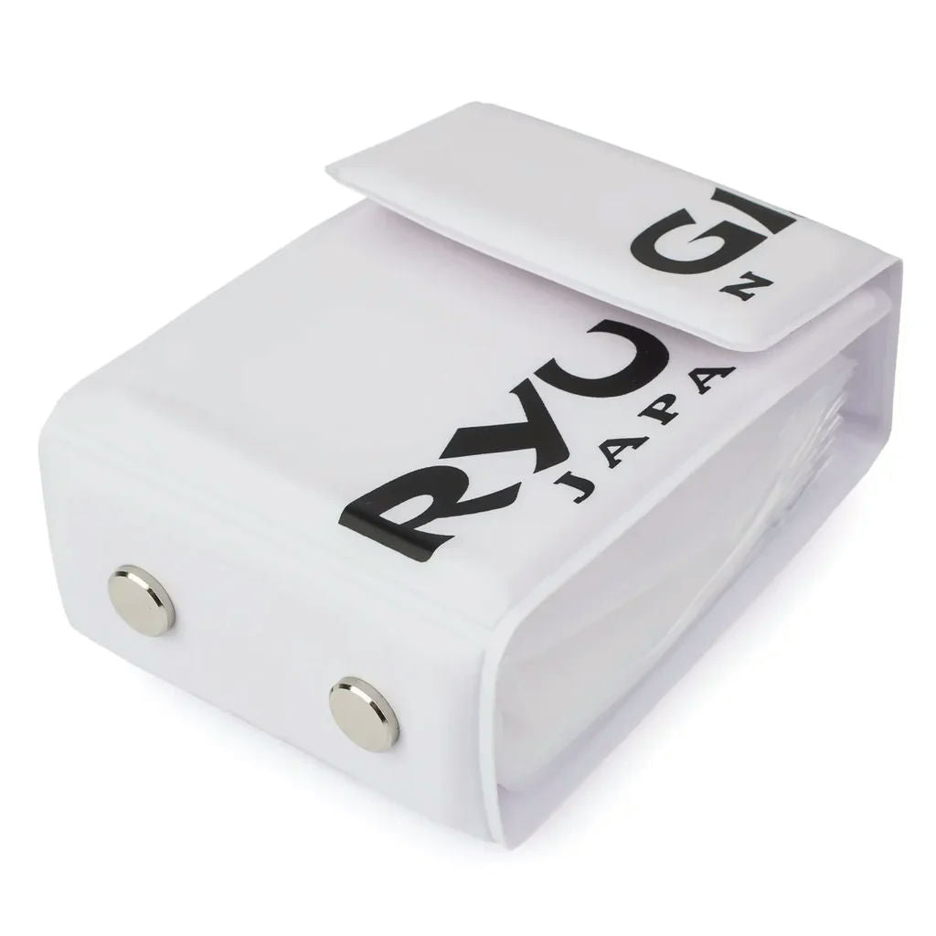 View of Ryugi Hook Wallet White available at EZOKO Fishing