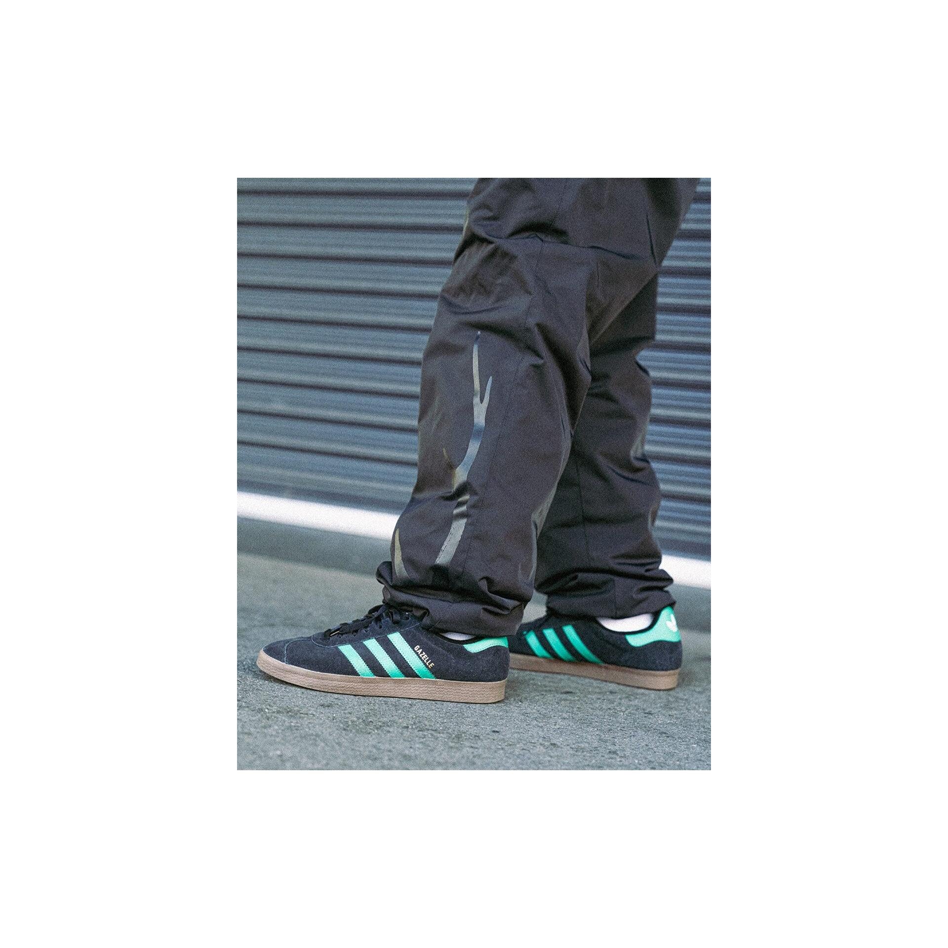 View of DRT Inc. Trophy Shot Inner Boa Pants available at EZOKO Fishing