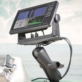 a RAM Large MArine Electronic Mont D size Mediuk on a boat holding a Large Garmin fishinfinder